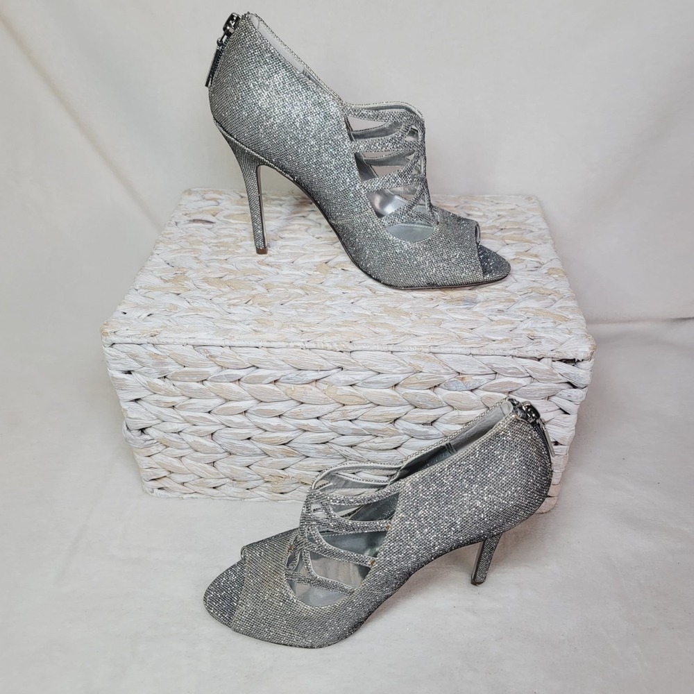 NINA Silver Glitter Cage Booties Peep Toe Stiletto Party Holiday 6.5 Going Out